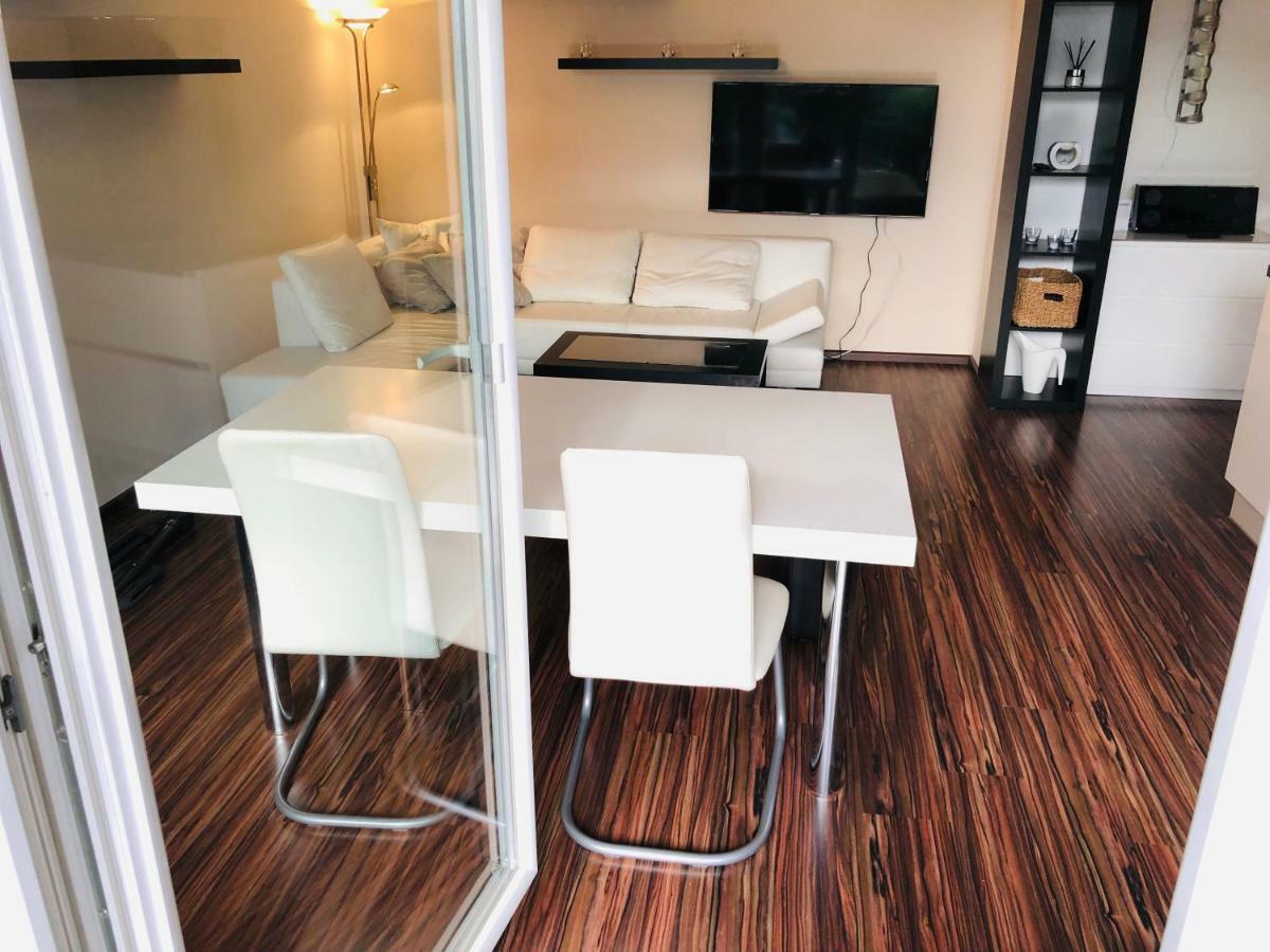 25H Garden Apartment Plus Private Beach 滨湖新锡德尔 外观 照片