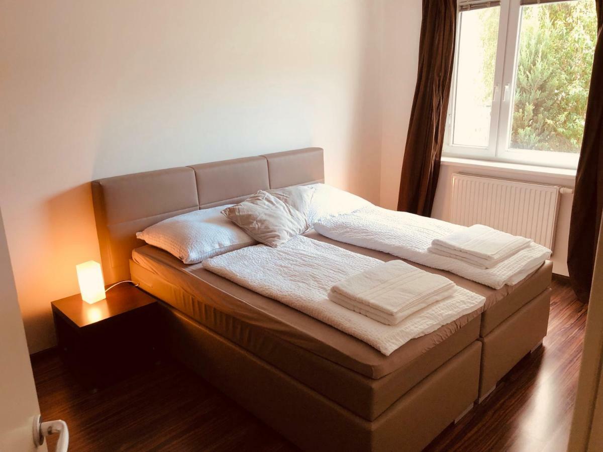 25H Garden Apartment Plus Private Beach 滨湖新锡德尔 外观 照片