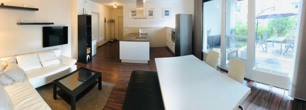25H Garden Apartment Plus Private Beach 滨湖新锡德尔 外观 照片